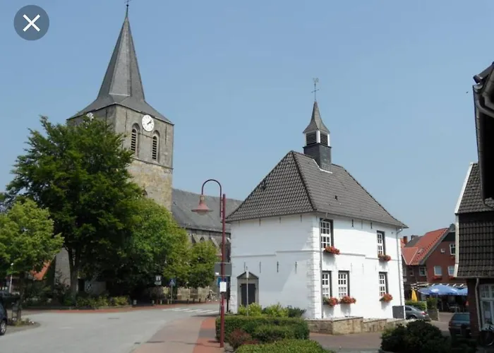 Ferienhaus Uelsen 度假居 尤尔森