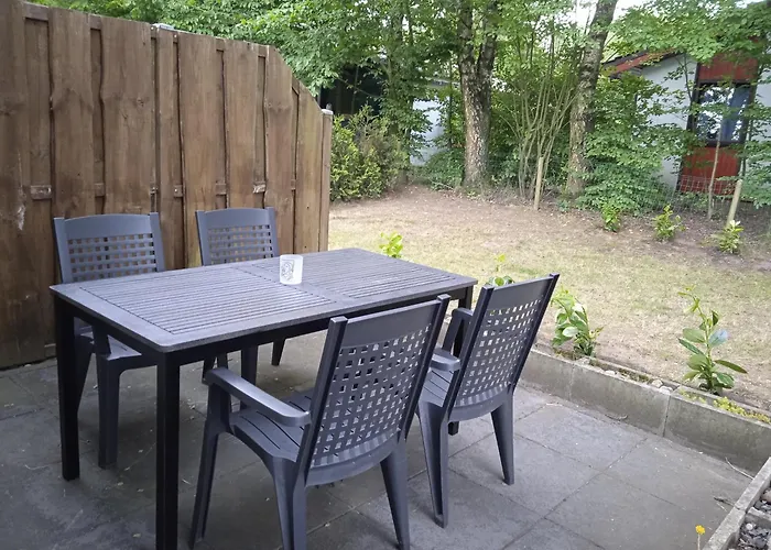 Ferienhaus Uelsen * 尤尔森